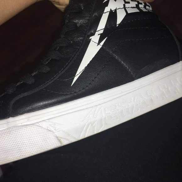 Sk8-Hi Reissue ( Metallica 2018 Vans ) - Picture 4 of 8